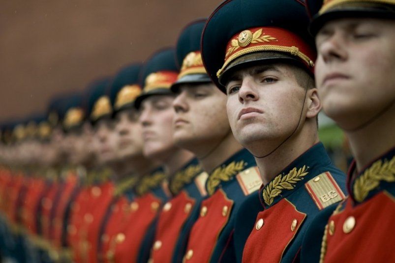 Как советские парни избегали армейской службы: необычные способы уклонения Как советские парни избегали армейской службы: необычные способы уклонения