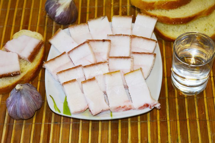 Сало и диета: как наслаждаться вкусом и не набирать вес Сало и диета: как наслаждаться вкусом и не набирать вес
