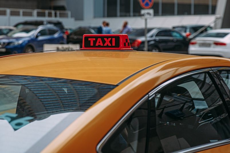 В такси — только локализованные авто: новый закон в Госдуме В такси — только локализованные авто: новый закон в Госдуме