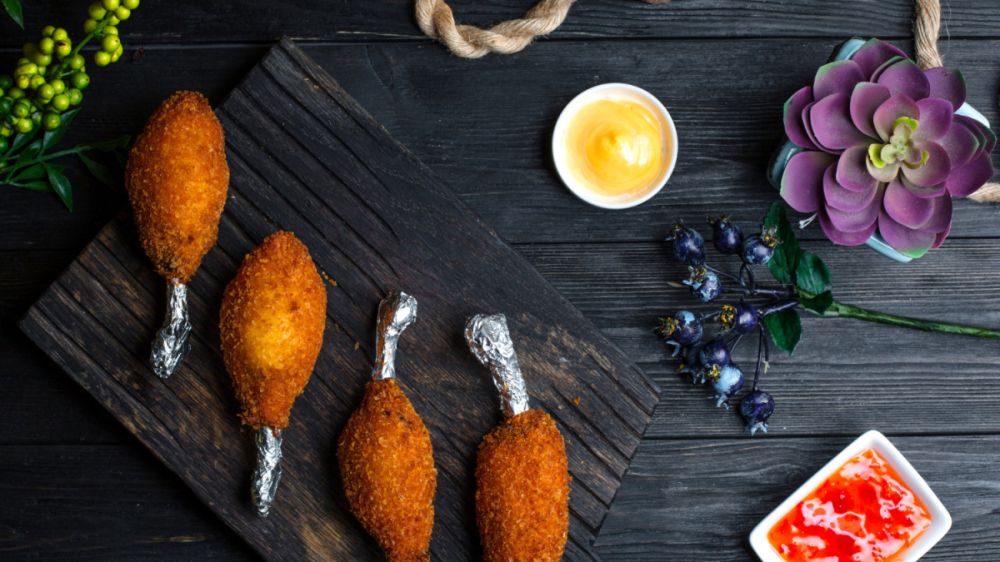 Сочные куриные голени с золотистой корочкой: готовим по-турецки Сочные куриные голени с золотистой корочкой: готовим по-турецки