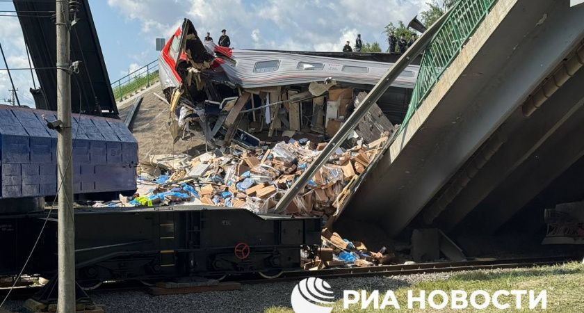 Масштабные работы по восстановлению обрушившегося моста в Брянской области Масштабные работы по восстановлению обрушившегося моста в Брянской области