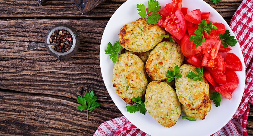 Котлеты с сыром в духовке: сочно, вкусно и без лишних хлопот Котлеты с сыром в духовке: сочно, вкусно и без лишних хлопот