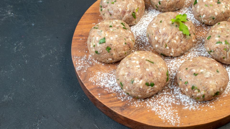 Секреты сочных котлет: как сделать их идеальными Секреты сочных котлет: как сделать их идеальными
