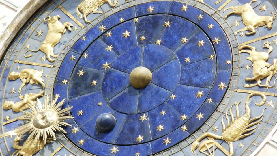 Астрологический прогноз на декабрь: как пережить период хаоса и найти гармонию Астрологический прогноз на декабрь: как пережить период хаоса и найти гармонию