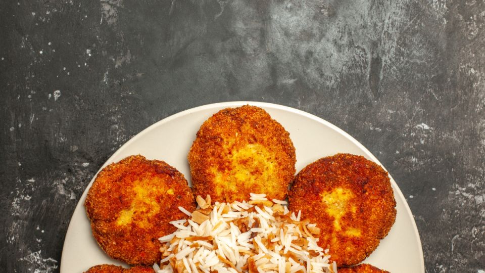 Капустные котлеты: хрустящая корочка и нежная начинка Капустные котлеты: хрустящая корочка и нежная начинка