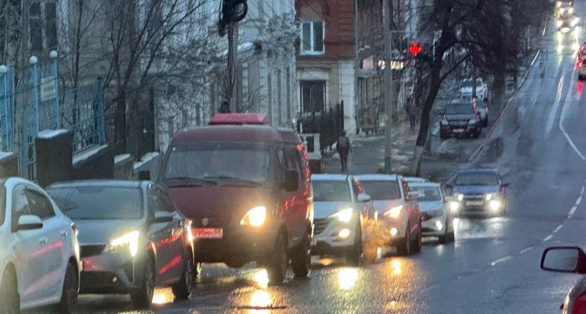 Не дайте двигателю стареть: как правильно прогревать машину в жару Не дайте двигателю стареть: как правильно прогревать машину в жару
