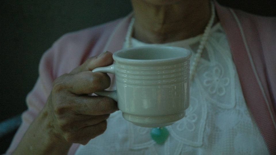 Стиль и элегантность: как женщинам 60+ выглядеть современно