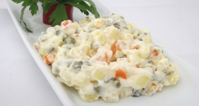 Салат «Вкусняшка»: идеальное блюдо для любого застолья Салат «Вкусняшка»: идеальное блюдо для любого застолья