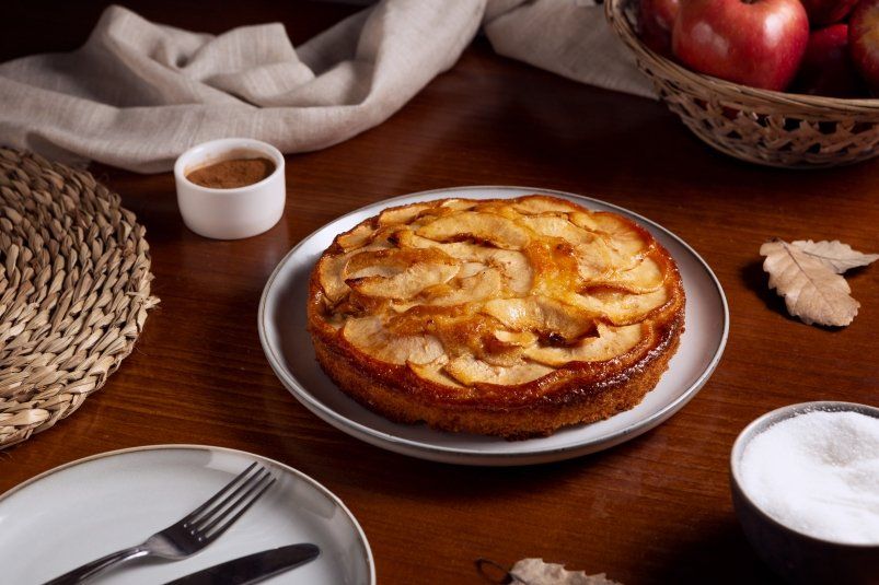 Пирог с бананами и варёной сгущёнкой: просто, вкусно и душевно Пирог с бананами и варёной сгущёнкой: просто, вкусно и душевно