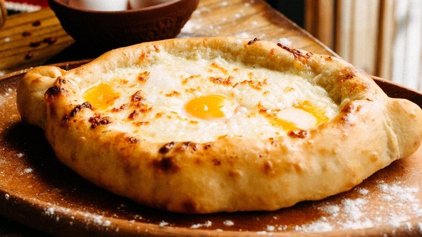 Хачапури за 6 минут: быстрый и вкусный рецепт для всей семьи Хачапури за 6 минут: быстрый и вкусный рецепт для всей семьи