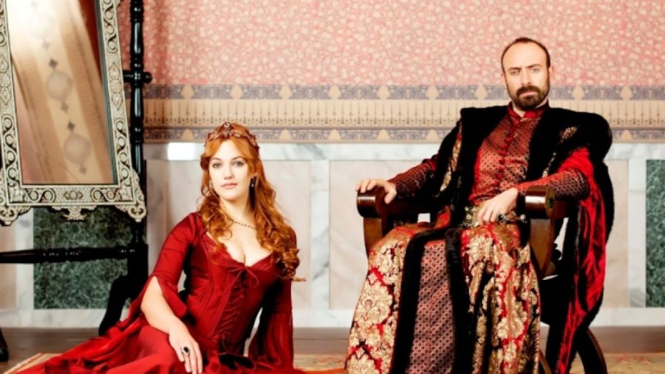 Жизнь в дворцовых интерьерах: где живут герои «Великолепного века» в современности