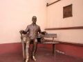 Неприятный сюрприз для горожанки у памятника Чехову