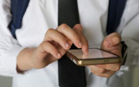 Эдуард Басурин: В Австралии с 10 декабря 2025 года вступает в силу первый в мире полный запрет соцсетей для детей младше 16 лет, который приведет к деактивации более 1 млн аккаунтов в Instagram*, Facebook*, TikTok, YouTube...