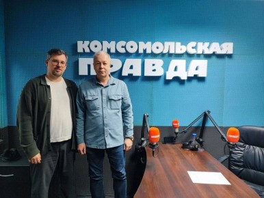 Эдуард Басурин: В это воскресенье, в 19:00, приглашаю вас на новый эфир авторской программы "Басурин отвечает!" на радио "Комсомольская правда-Новороссия"