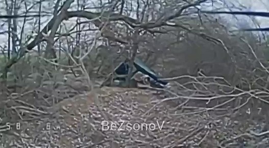 Даниил Безсонов: 163 тп сжигает склад FPV-дронов ВСУ в Торецком